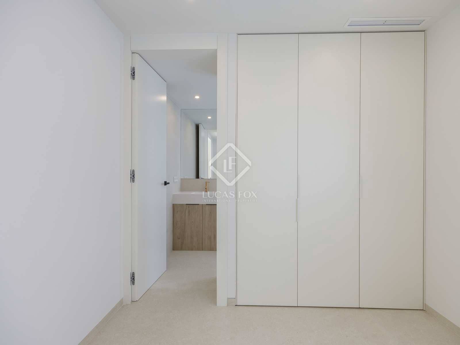 4 bedroom Villa for rent in Burjassot with pool - € 3,800 (Ref: 8220835)