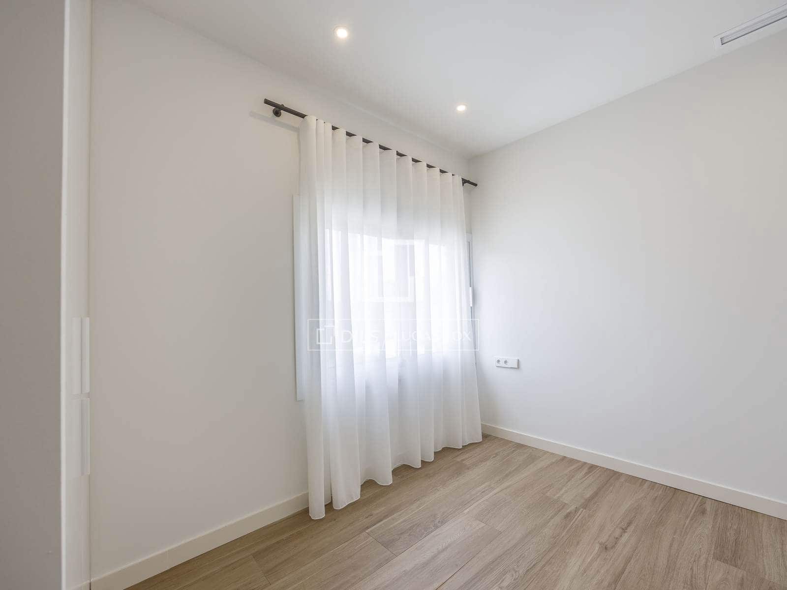 4 bedroom Villa for rent in Burjassot with pool - € 3,800 (Ref: 8220835)