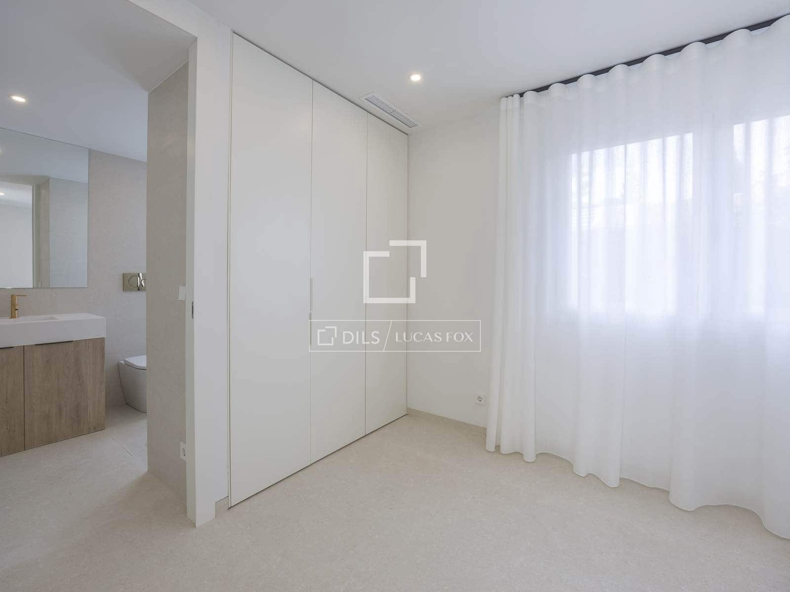 4 bedroom Villa for rent in Burjassot with pool - € 3,800 (Ref: 8220835)