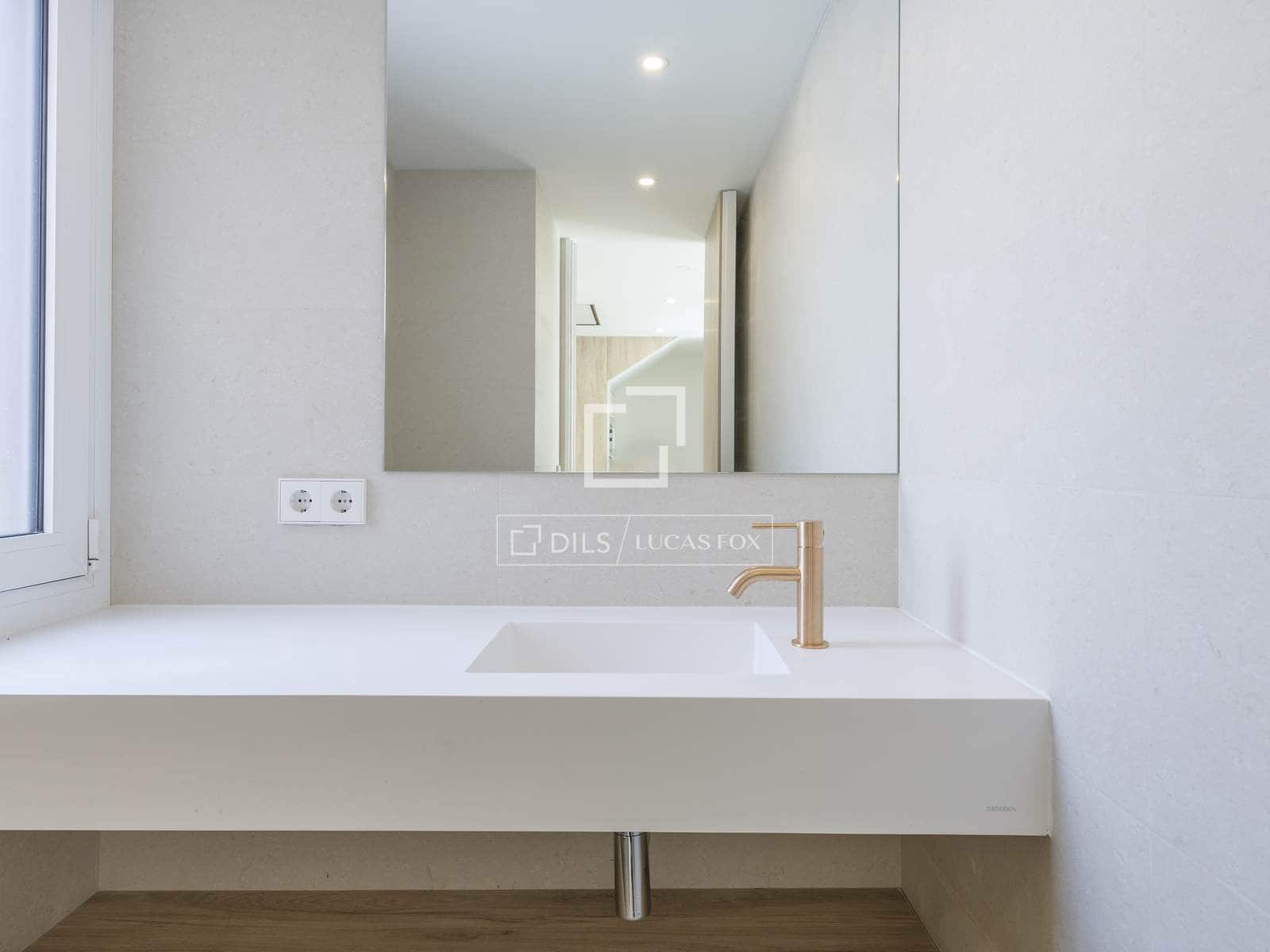 4 bedroom Villa for rent in Burjassot with pool - € 3,800 (Ref: 8220835)