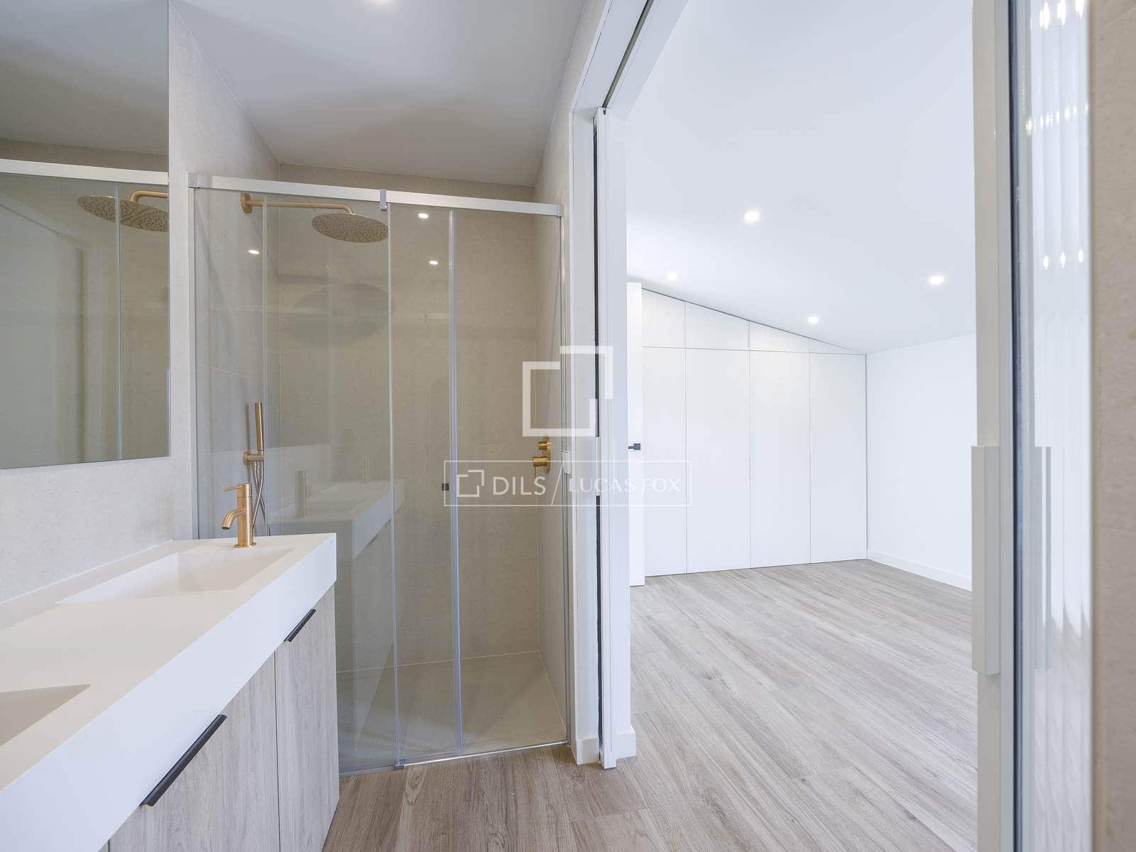 4 bedroom Villa for rent in Burjassot with pool - € 3,800 (Ref: 8220835)