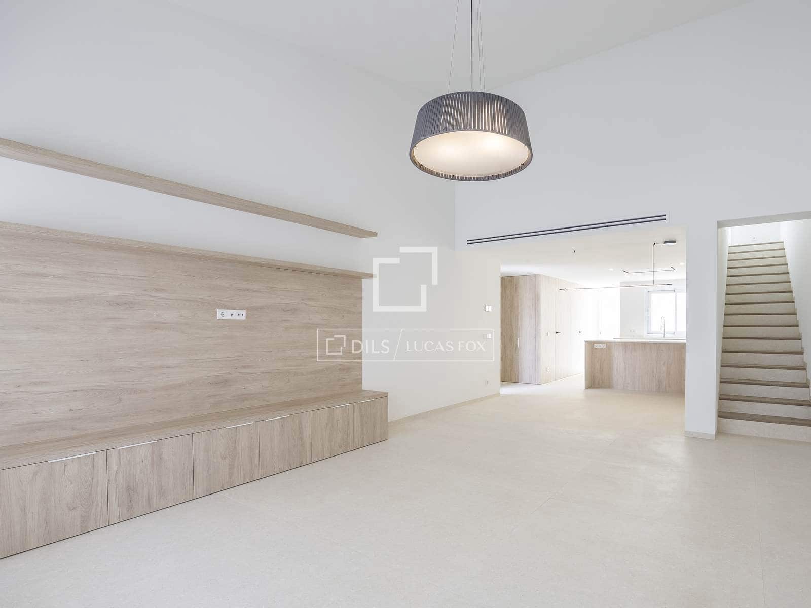 4 bedroom Villa for rent in Burjassot with pool - € 3,800 (Ref: 8220835)