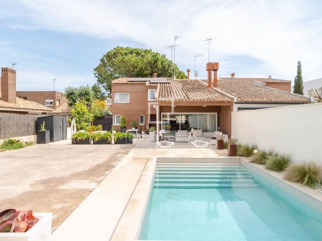 4 makuuhuone Huvila vuokrattavana paikassa Burjassot mukana uima-altaan - 3 800 € (Ref: 8220835)