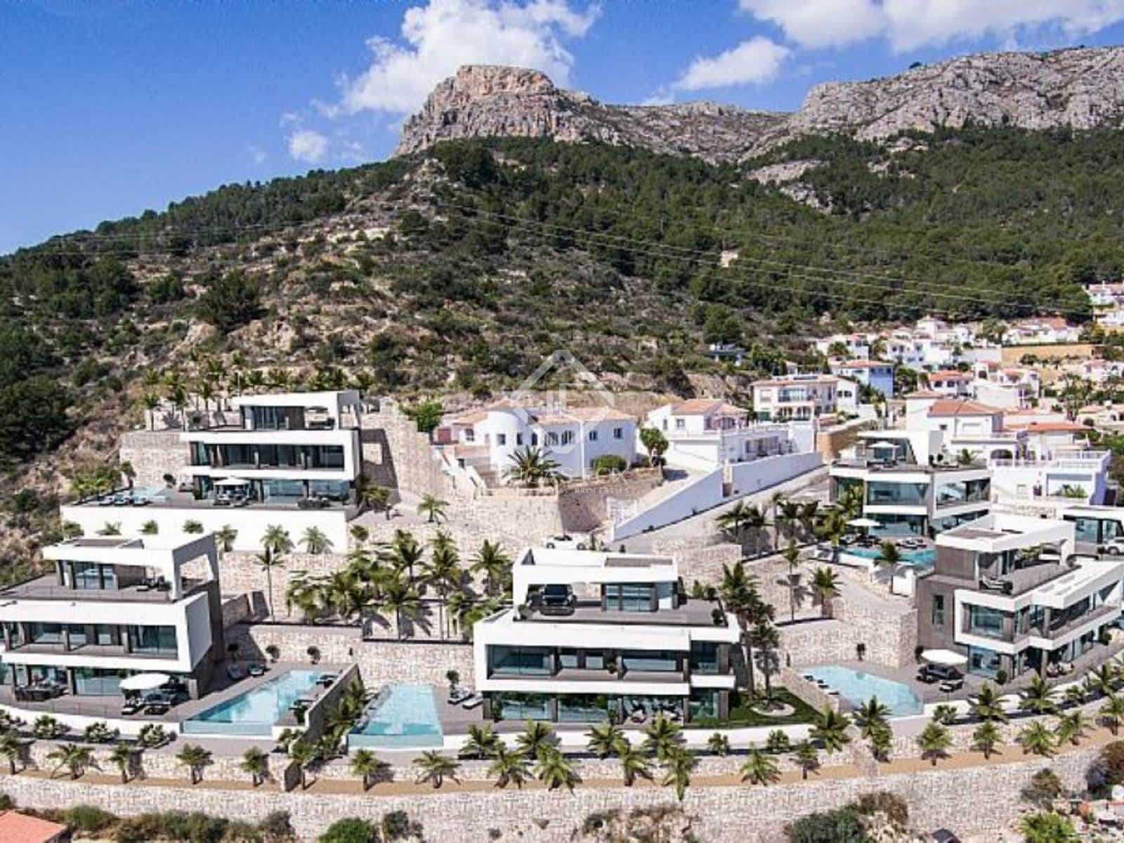 4 bedroom Villa for sale in Calpe / Calp with pool garage - € 1,950,000 (Ref: 8223273)