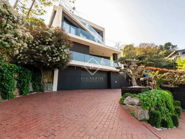 6 bedroom Villa for sale in Sant Cugat del Vallès with pool garage - € 2,550,000 (Ref: 8223710)