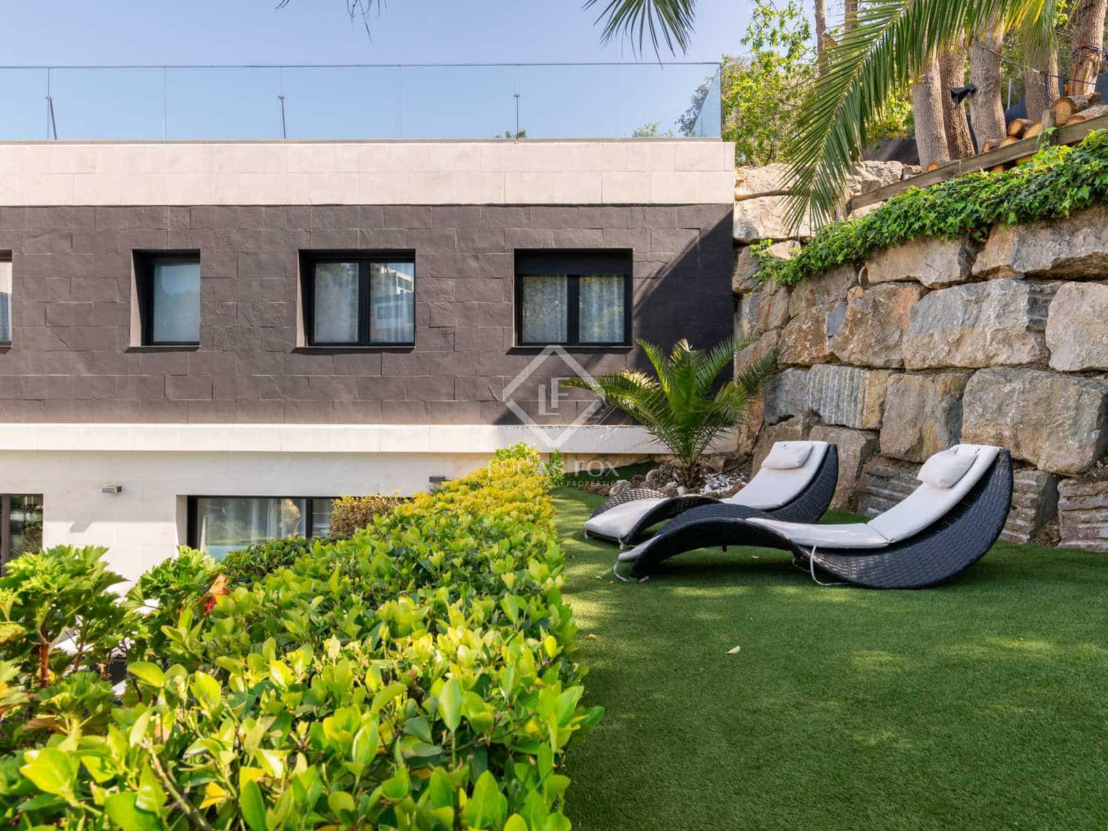 6 bedroom Villa for sale in Sant Cugat del Valles with pool garage - € 2,550,000 (Ref: 8223710)