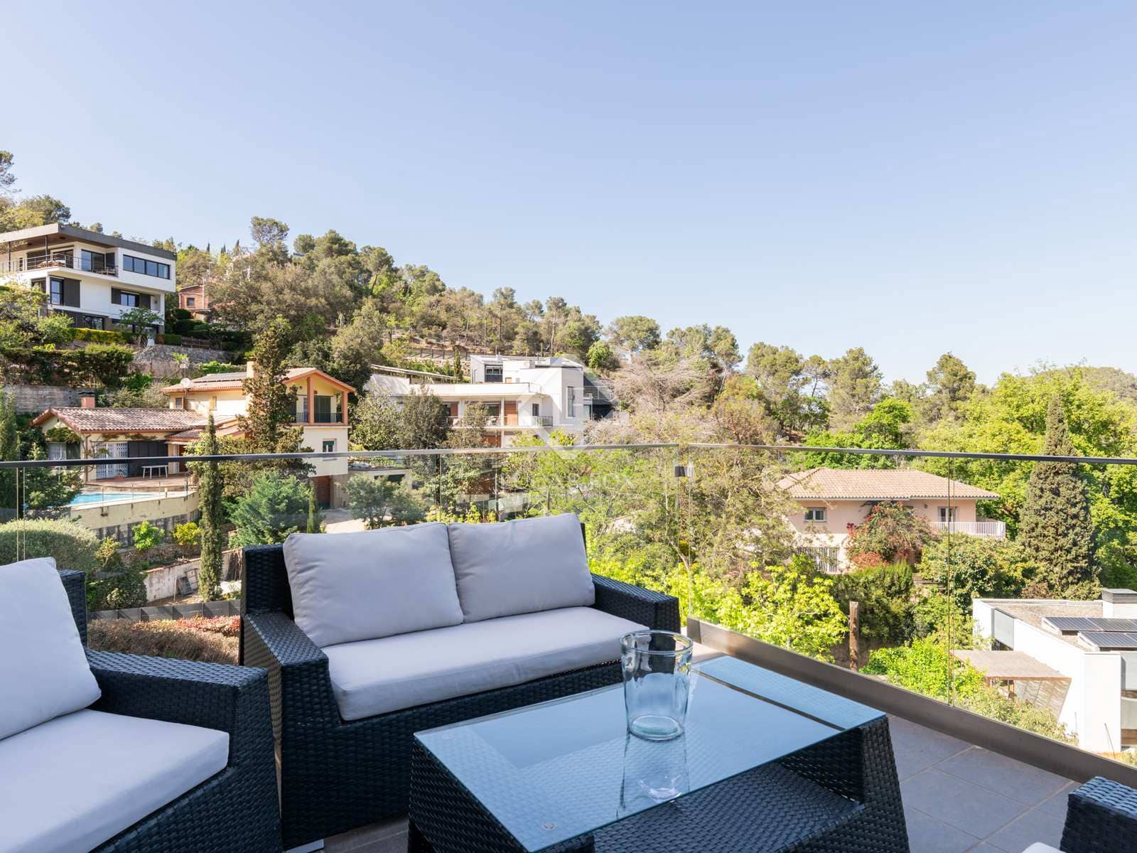 6 bedroom Villa for sale in Sant Cugat del Valles with pool garage - € 2,550,000 (Ref: 8223710)