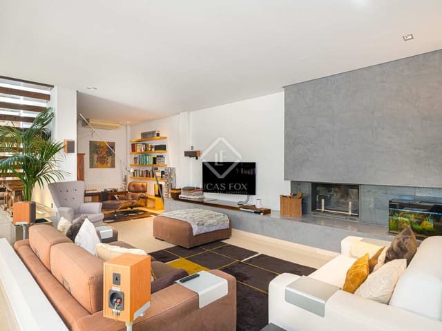 3 soveværelse Villa til salg i Valverde, Elche / Elx med swimmingpool garage - € 998.000 (Ref: 8226690)