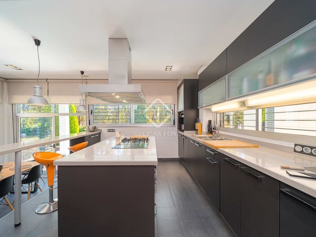 3 soveværelse Villa til salg i Valverde, Elche / Elx med swimmingpool garage - € 998.000 (Ref: 8226690)