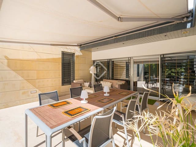 3 soveværelse Villa til salg i Valverde, Elche / Elx med swimmingpool garage - € 998.000 (Ref: 8226690)