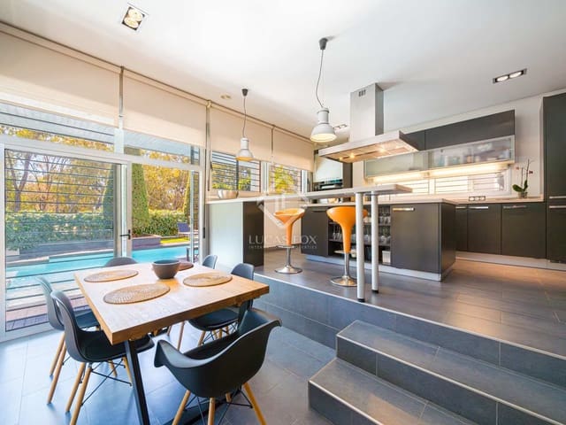 3 soveværelse Villa til salg i Valverde, Elche / Elx med swimmingpool garage - € 998.000 (Ref: 8226690)