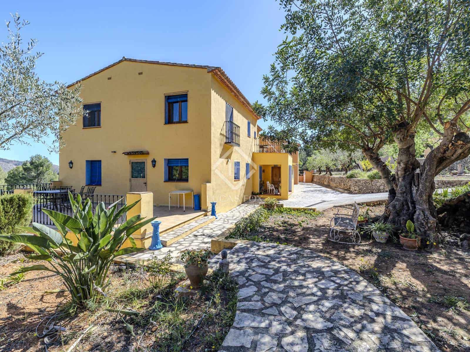 12 bedroom Villa for sale in Jalon / Xalo with pool garage - € 1,115,000 (Ref: 8232458)