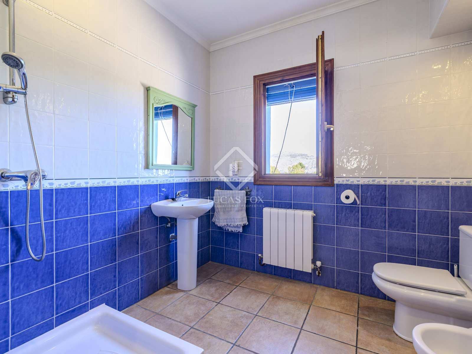 12 bedroom Villa for sale in Jalon / Xalo with pool garage - € 1,115,000 (Ref: 8232458)