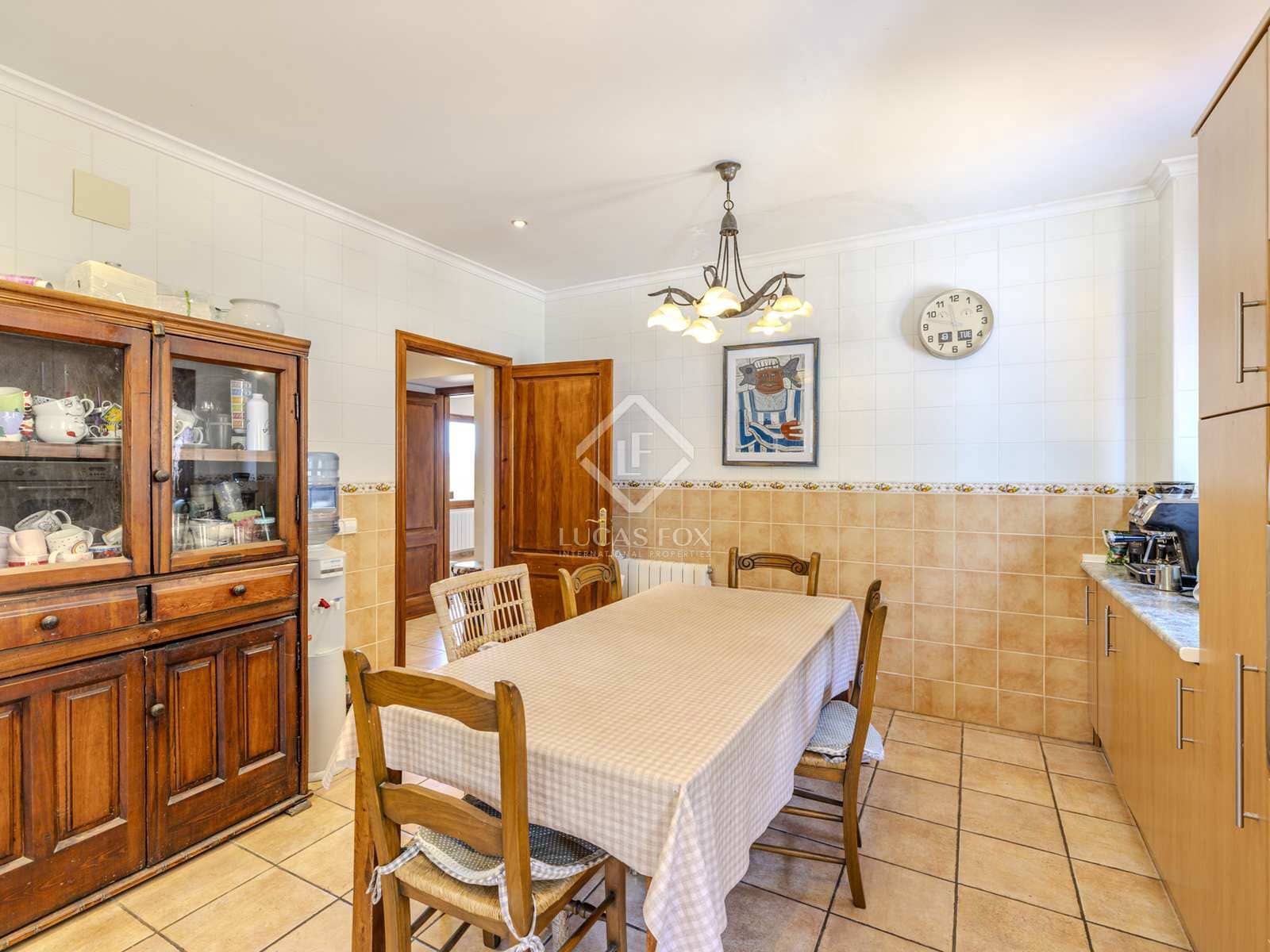 12 bedroom Villa for sale in Jalon / Xalo with pool garage - € 1,115,000 (Ref: 8232458)