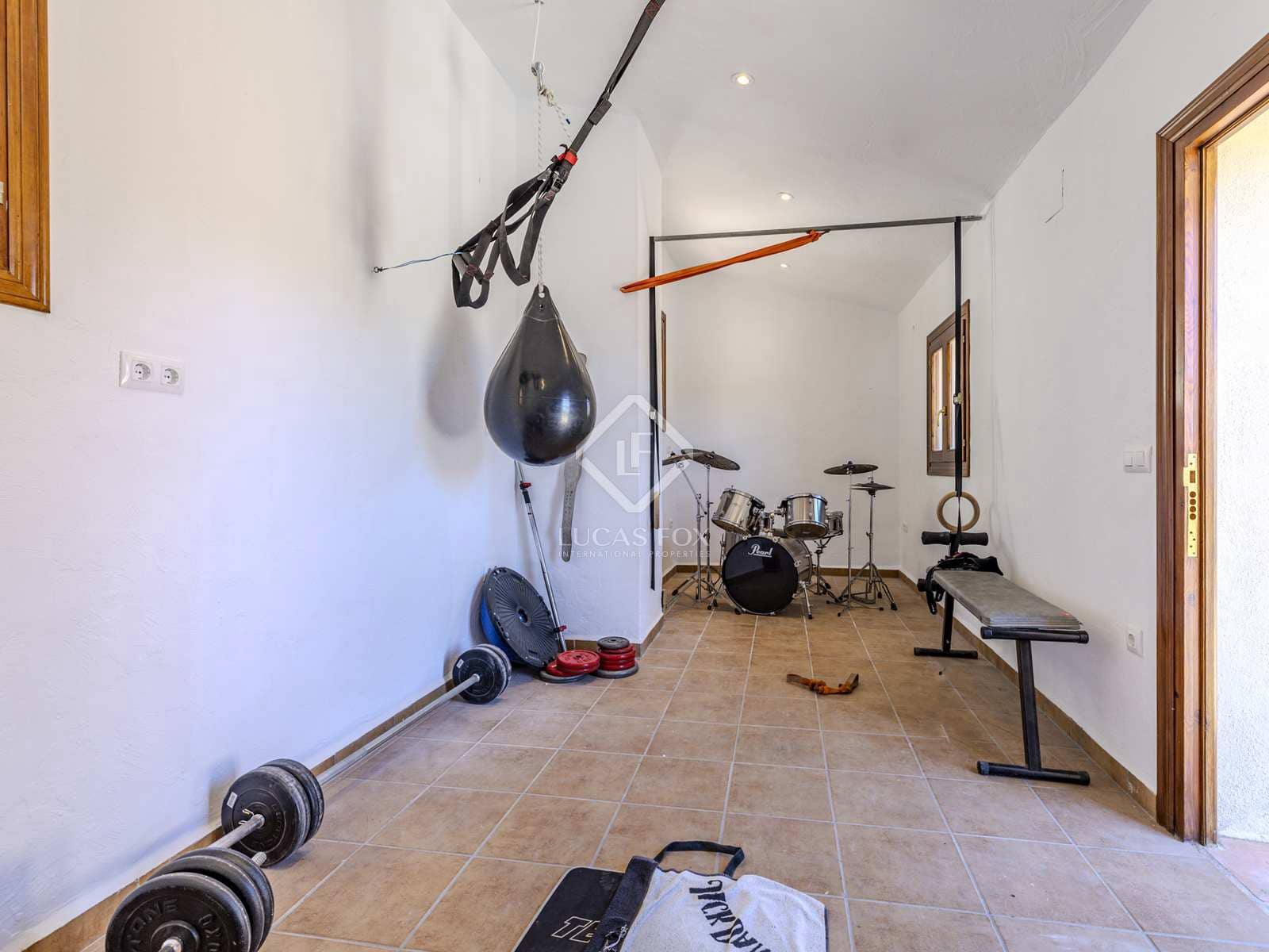 12 bedroom Villa for sale in Jalon / Xalo with pool garage - € 1,115,000 (Ref: 8232458)