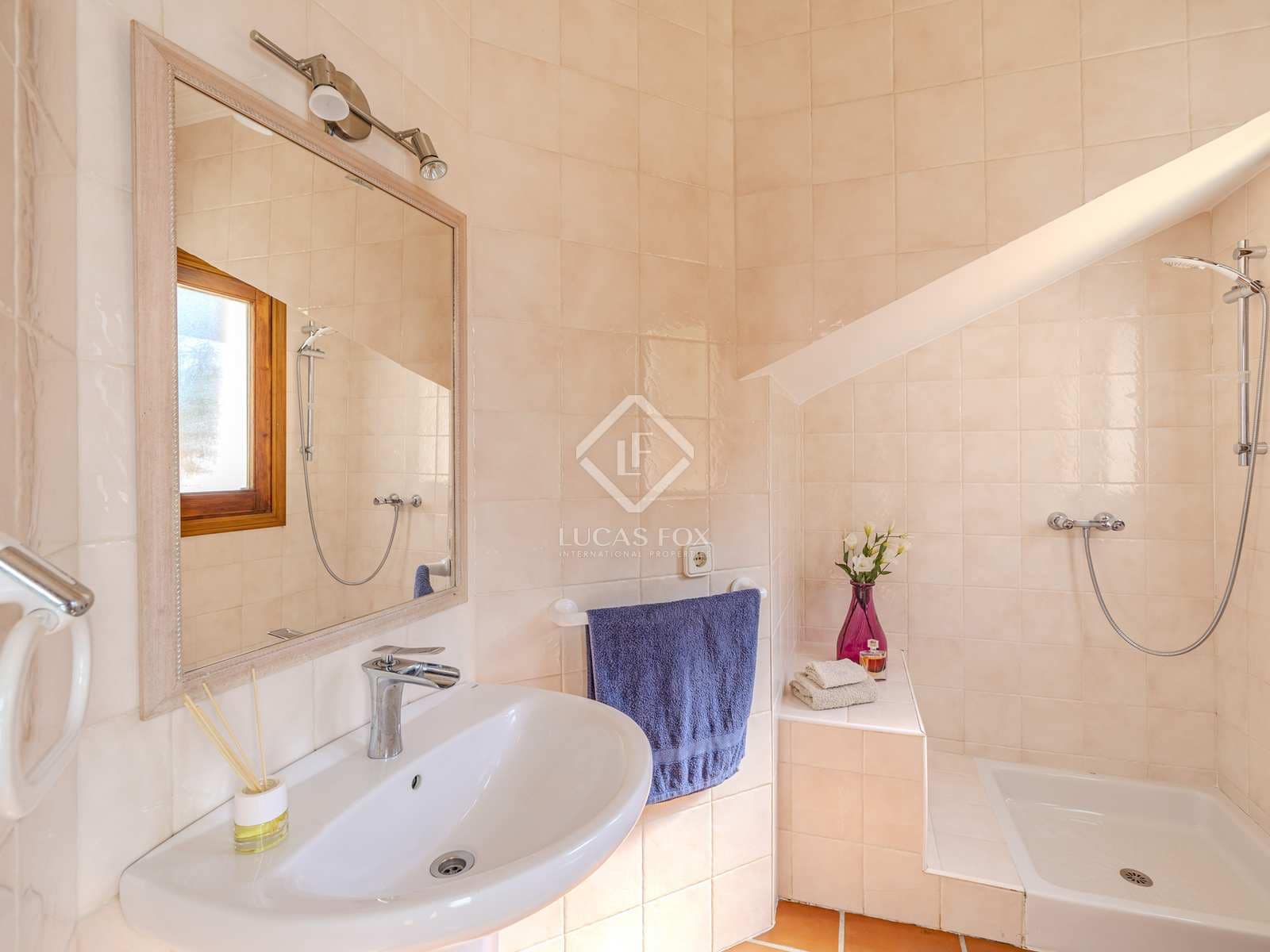 12 bedroom Villa for sale in Jalon / Xalo with pool garage - € 1,115,000 (Ref: 8232458)