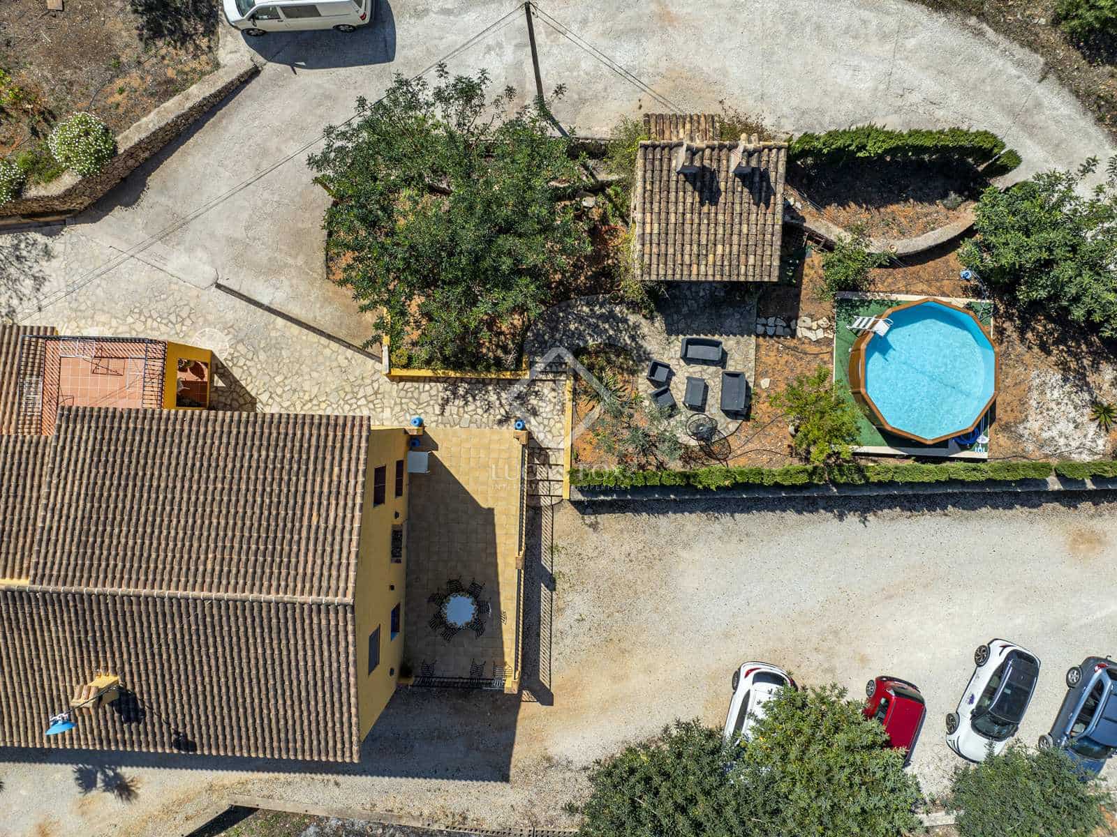 12 bedroom Villa for sale in Jalon / Xalo with pool garage - € 1,115,000 (Ref: 8232458)