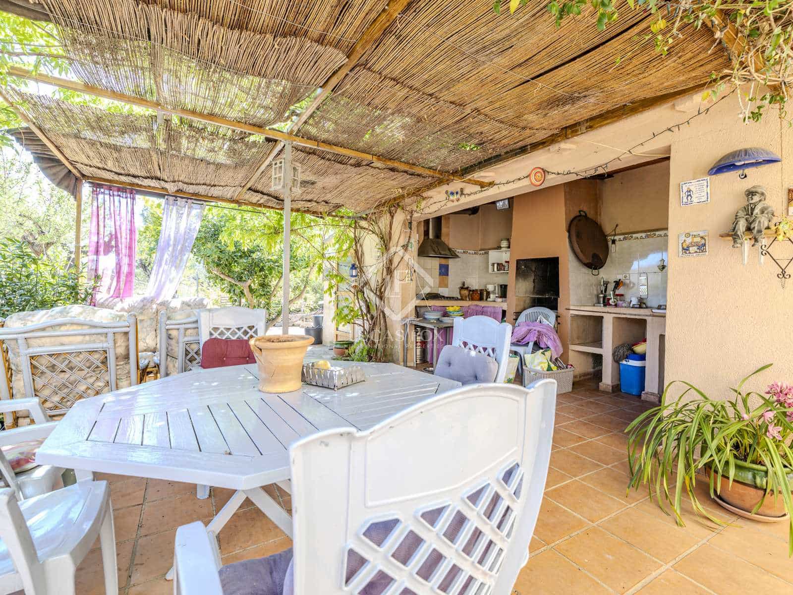 12 bedroom Villa for sale in Jalon / Xalo with pool garage - € 1,115,000 (Ref: 8232458)