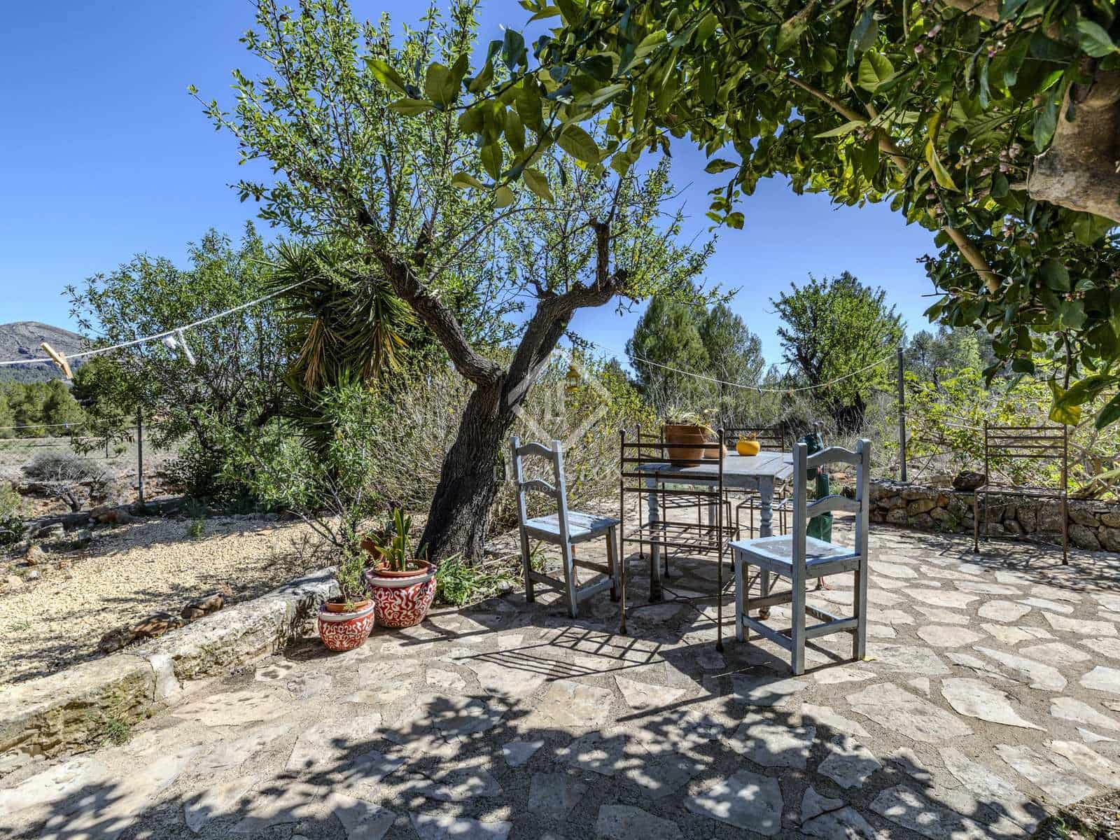 12 bedroom Villa for sale in Jalon / Xalo with pool garage - € 1,115,000 (Ref: 8232458)