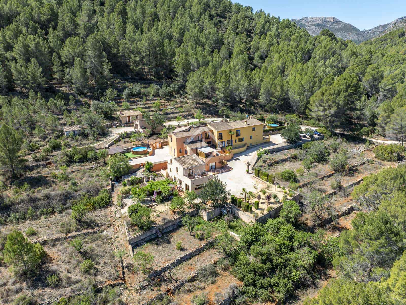 12 bedroom Villa for sale in Jalon / Xalo with pool garage - € 1,115,000 (Ref: 8232458)