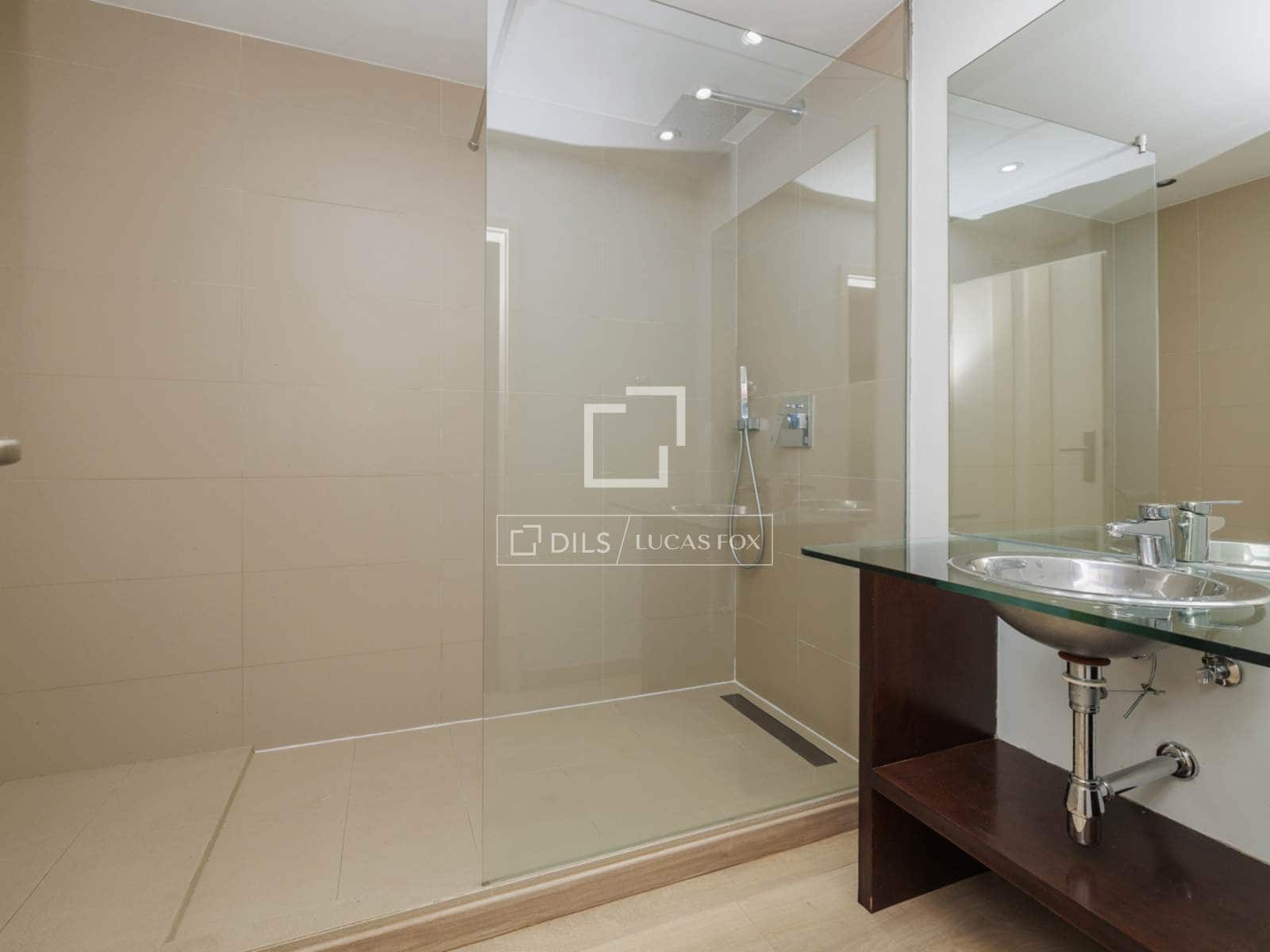 Appartement de 5 chambres à louer à Pozuelo de Alarcon avec piscine garage - 6 500 € (Ref: 8237334)