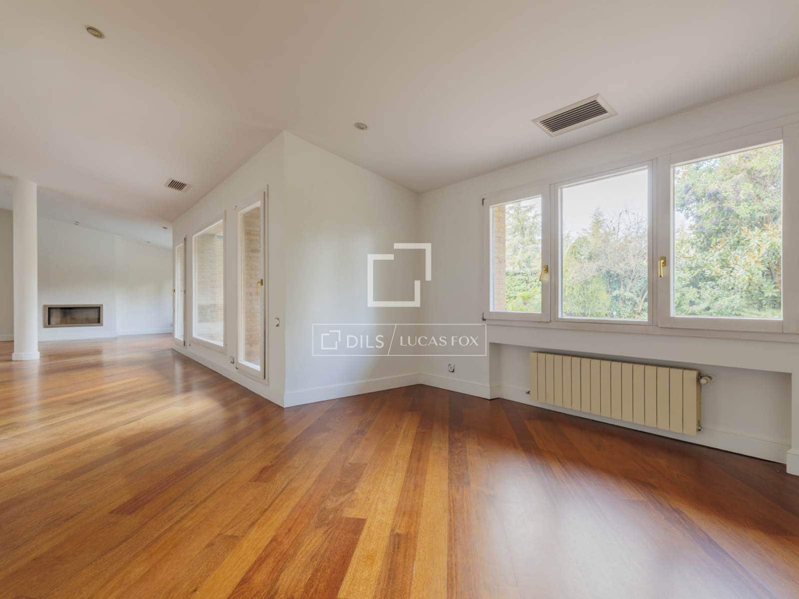 Appartement de 5 chambres à louer à Pozuelo de Alarcon avec piscine garage - 6 500 € (Ref: 8237334)