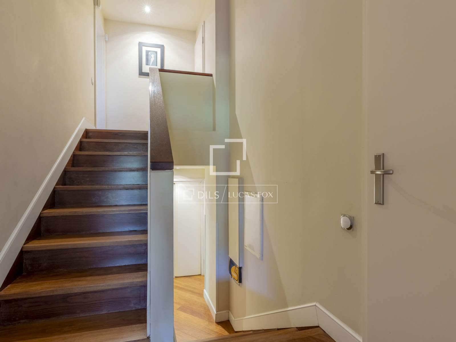Appartement de 5 chambres à louer à Pozuelo de Alarcon avec piscine garage - 6 500 € (Ref: 8237334)