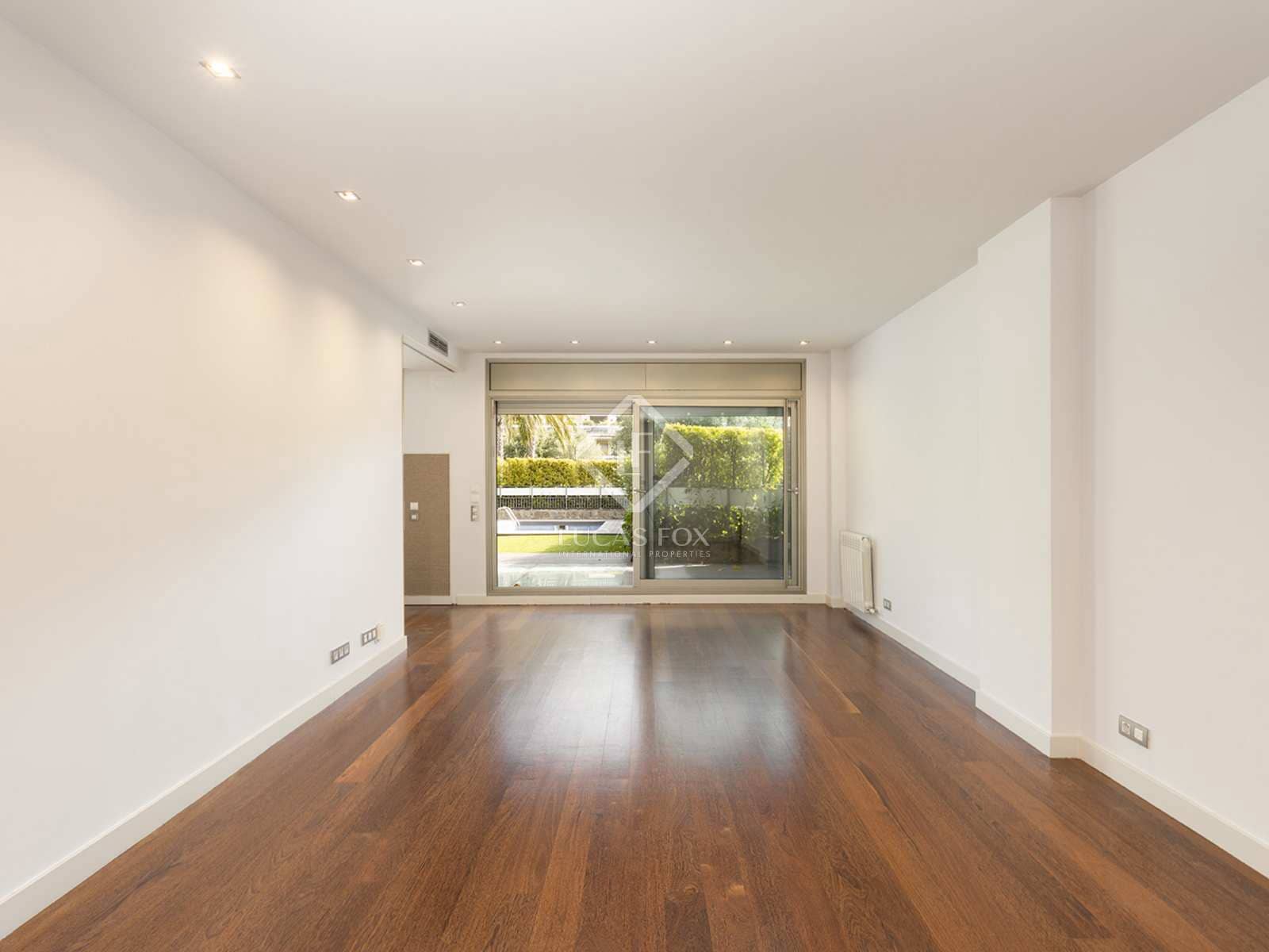 3 sypialnia Apartament na sprzedaż w Miasto Barcelona z garażem - 1 850 000 € (Ref: 8237335)