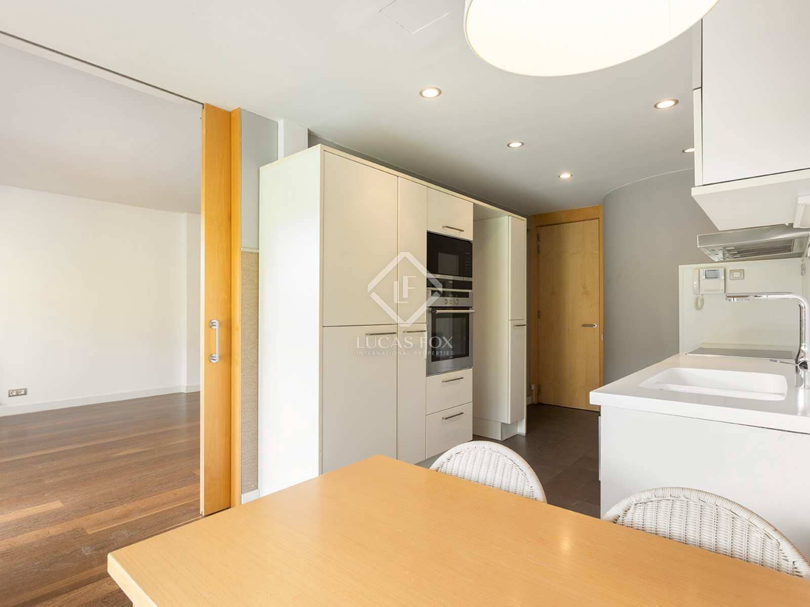 3 sypialnia Apartament na sprzedaż w Miasto Barcelona z garażem - 1 850 000 € (Ref: 8237335)