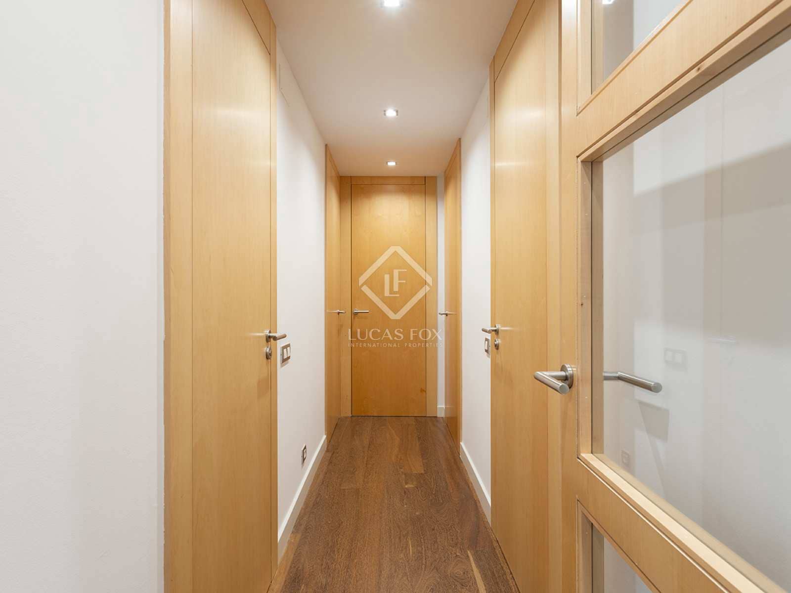 3 sypialnia Apartament na sprzedaż w Miasto Barcelona z garażem - 1 850 000 € (Ref: 8237335)