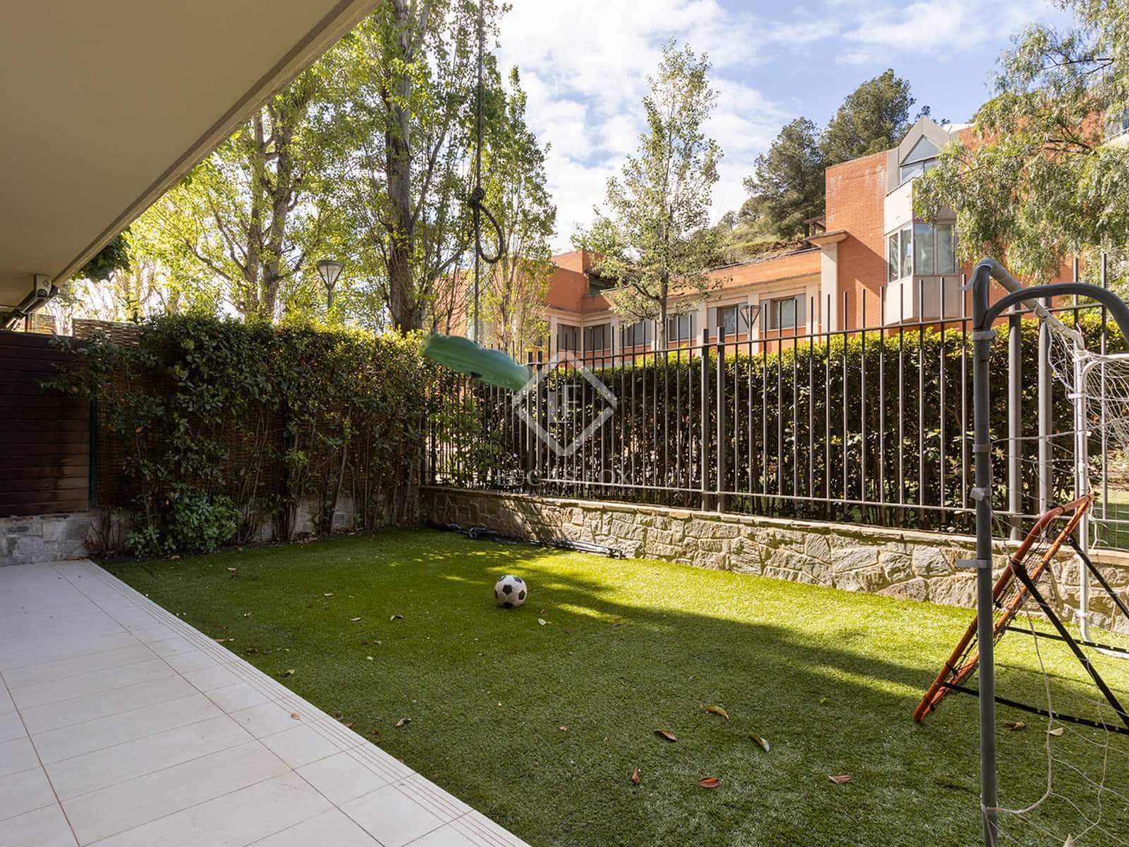 3 sypialnia Apartament na sprzedaż w Miasto Barcelona z garażem - 1 850 000 € (Ref: 8237335)