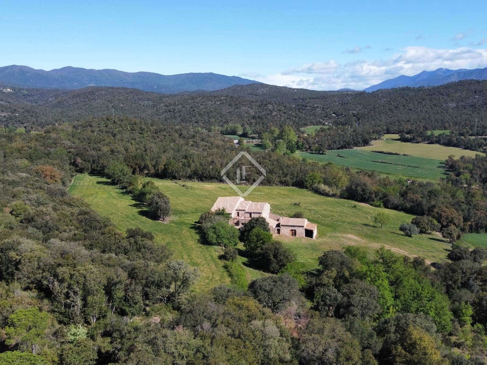 7 soveværelse Finca/Landehus til salg i Darnius - € 900.000 (Ref: 8237336)