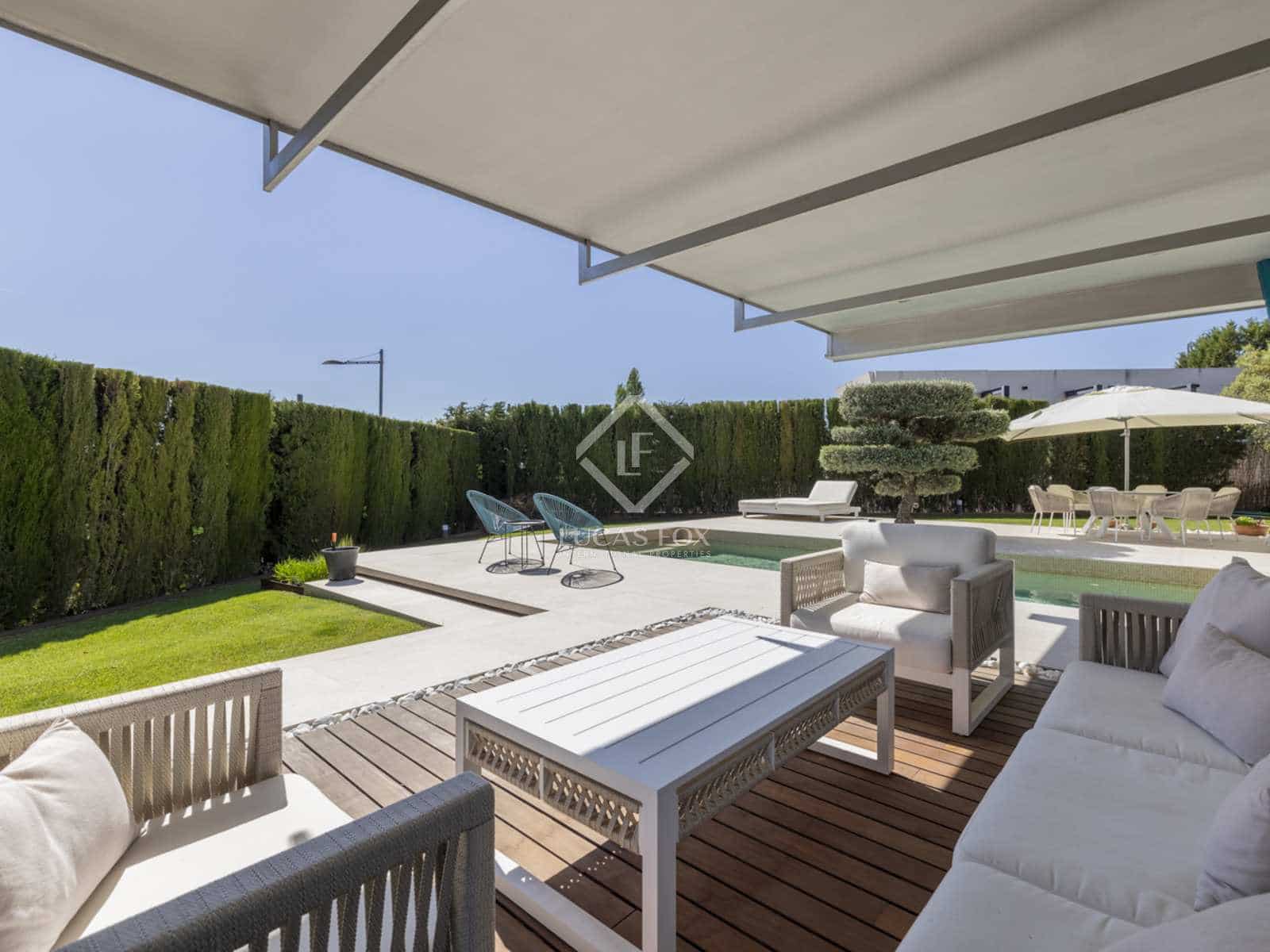 6 soverom Villa til salgs i Boadilla del Monte med svømmebasseng garasje - € 1 595 000 (Ref: 8237588)