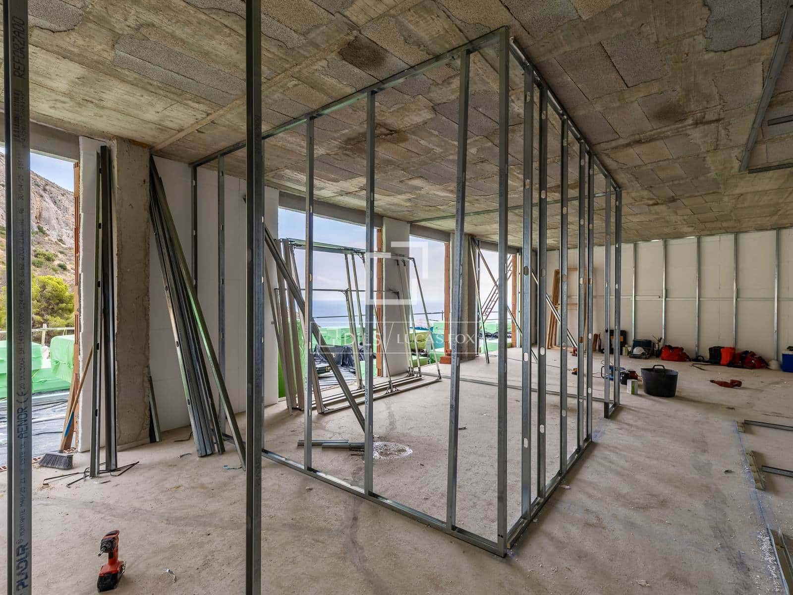 2 bedroom Apartment for sale in Altea with pool garage - € 549,000 (Ref: 8241170)