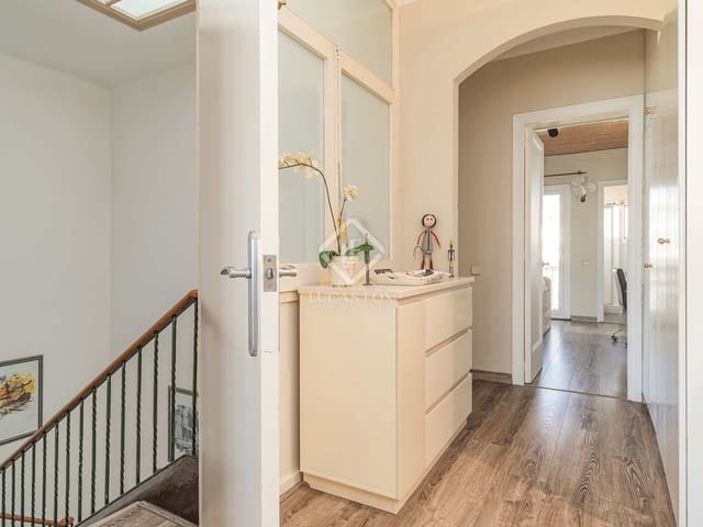 6 quarto Moradia para venda em El Masnou - 1 100 000 € (Ref: 8241173)