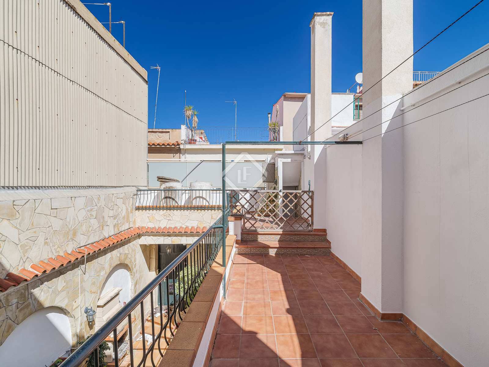 6 quarto Moradia para venda em El Masnou - 1 100 000 € (Ref: 8241173)
