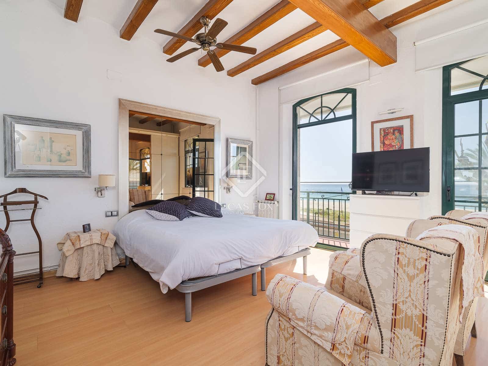 6 quarto Moradia para venda em El Masnou - 1 100 000 € (Ref: 8241173)