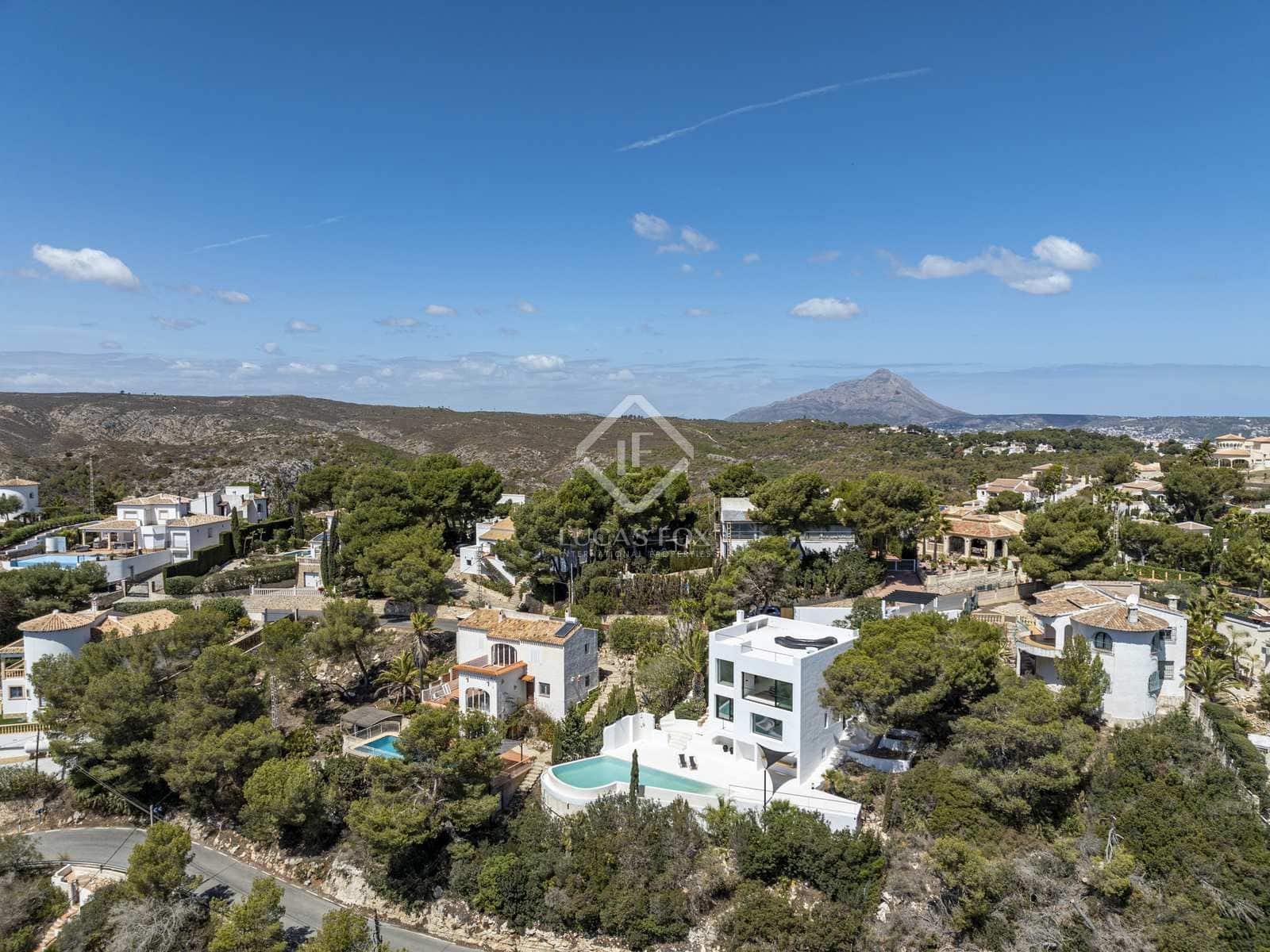 4 Zimmer Villa zu verkaufen in Javea / Xabia mit Pool Garage - 1.490.000 € (Ref: 8241508)