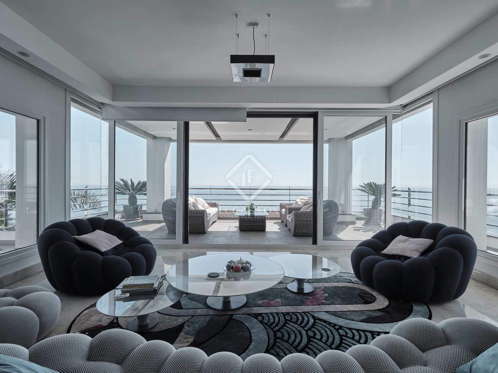 5 soverom Villa til salgs i Manilva med svømmebasseng garasje - € 3 295 000 (Ref: 8242695)