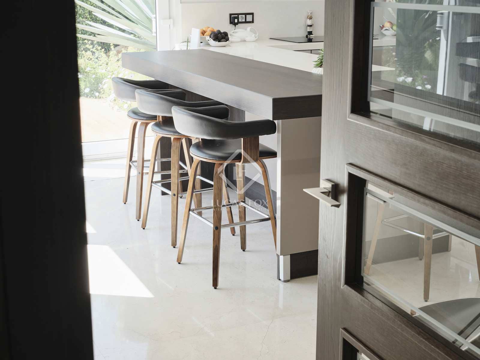 5 soverom Villa til salgs i Manilva med svømmebasseng garasje - € 3 295 000 (Ref: 8242695)