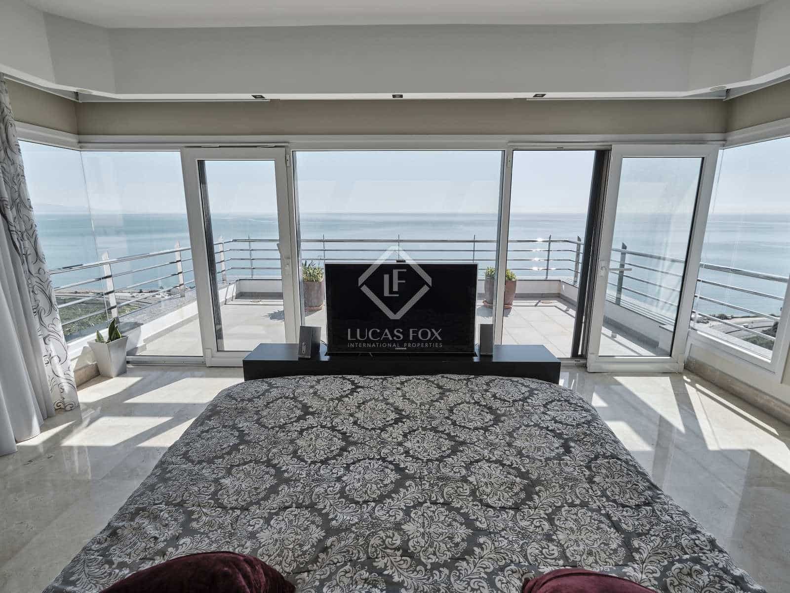 5 soverom Villa til salgs i Manilva med svømmebasseng garasje - € 3 295 000 (Ref: 8242695)