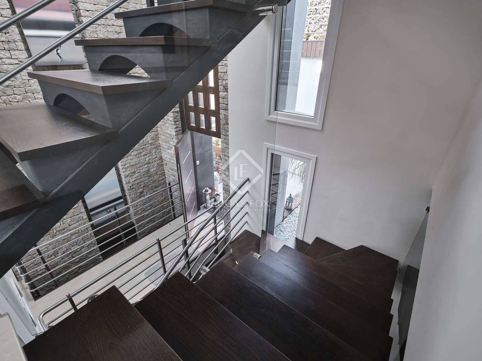 5 soverom Villa til salgs i Manilva med svømmebasseng garasje - € 3 295 000 (Ref: 8242695)