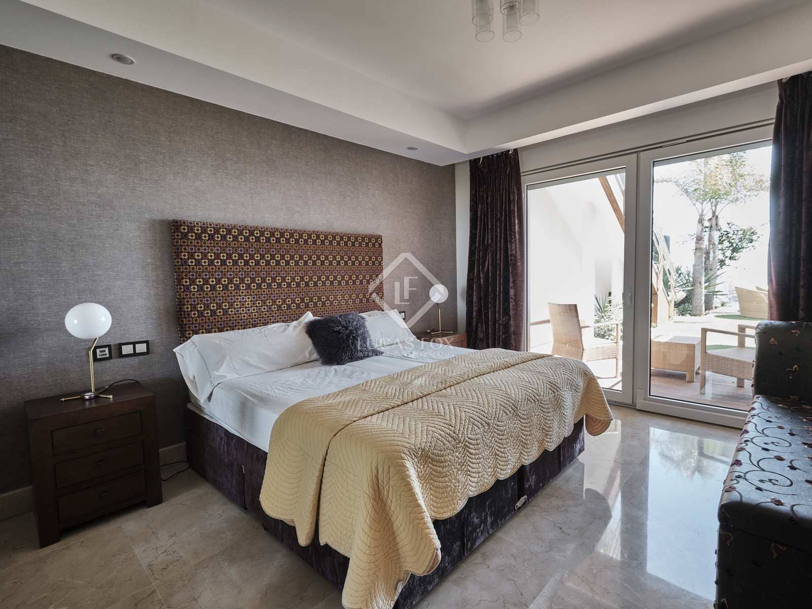 5 soverom Villa til salgs i Manilva med svømmebasseng garasje - € 3 295 000 (Ref: 8242695)