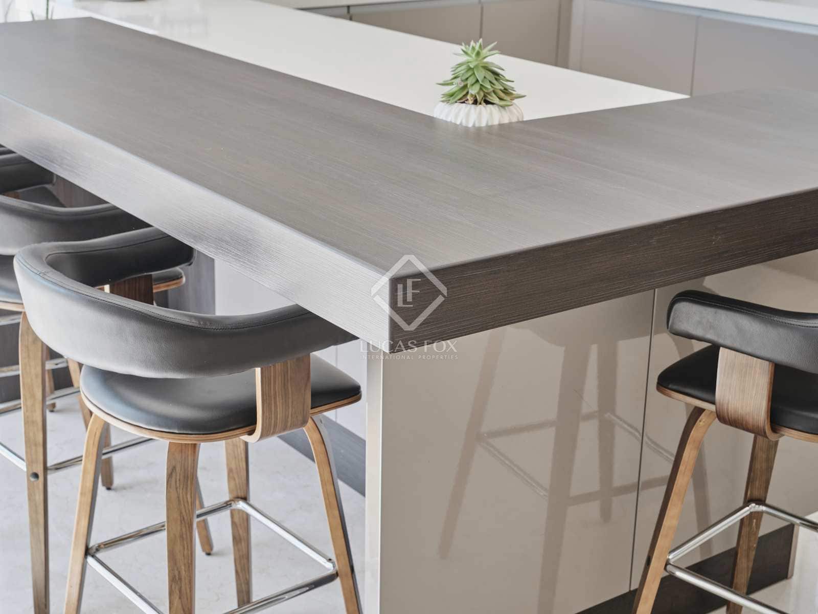 5 soverom Villa til salgs i Manilva med svømmebasseng garasje - € 3 295 000 (Ref: 8242695)