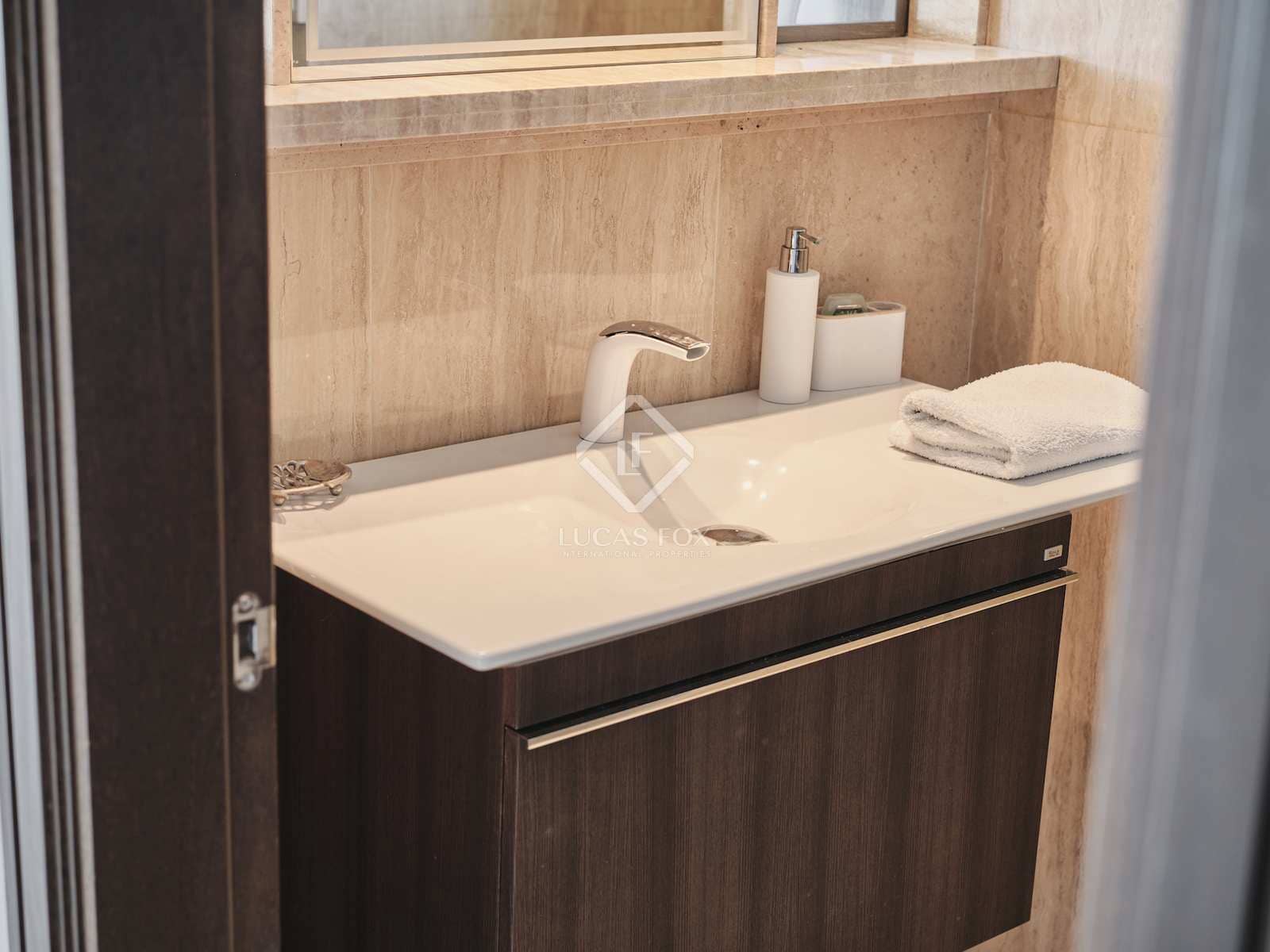 5 soverom Villa til salgs i Manilva med svømmebasseng garasje - € 3 295 000 (Ref: 8242695)