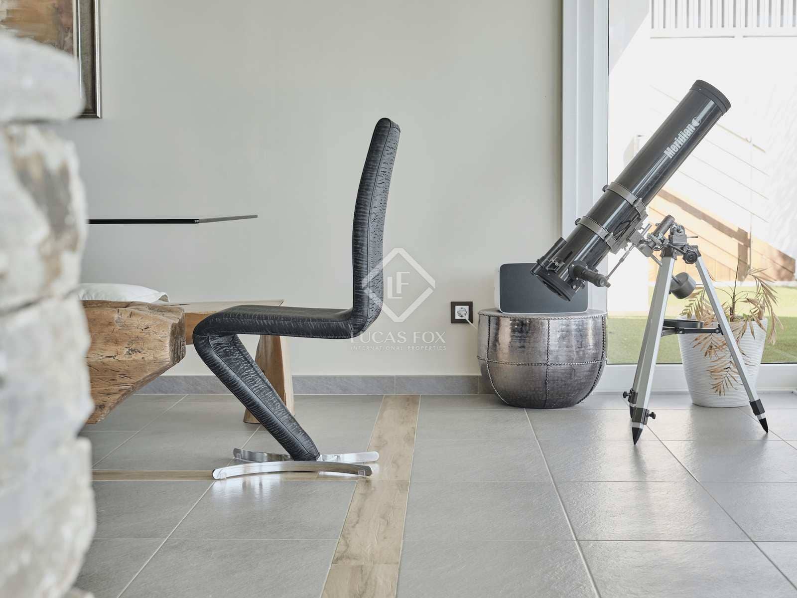 5 soverom Villa til salgs i Manilva med svømmebasseng garasje - € 3 295 000 (Ref: 8242695)