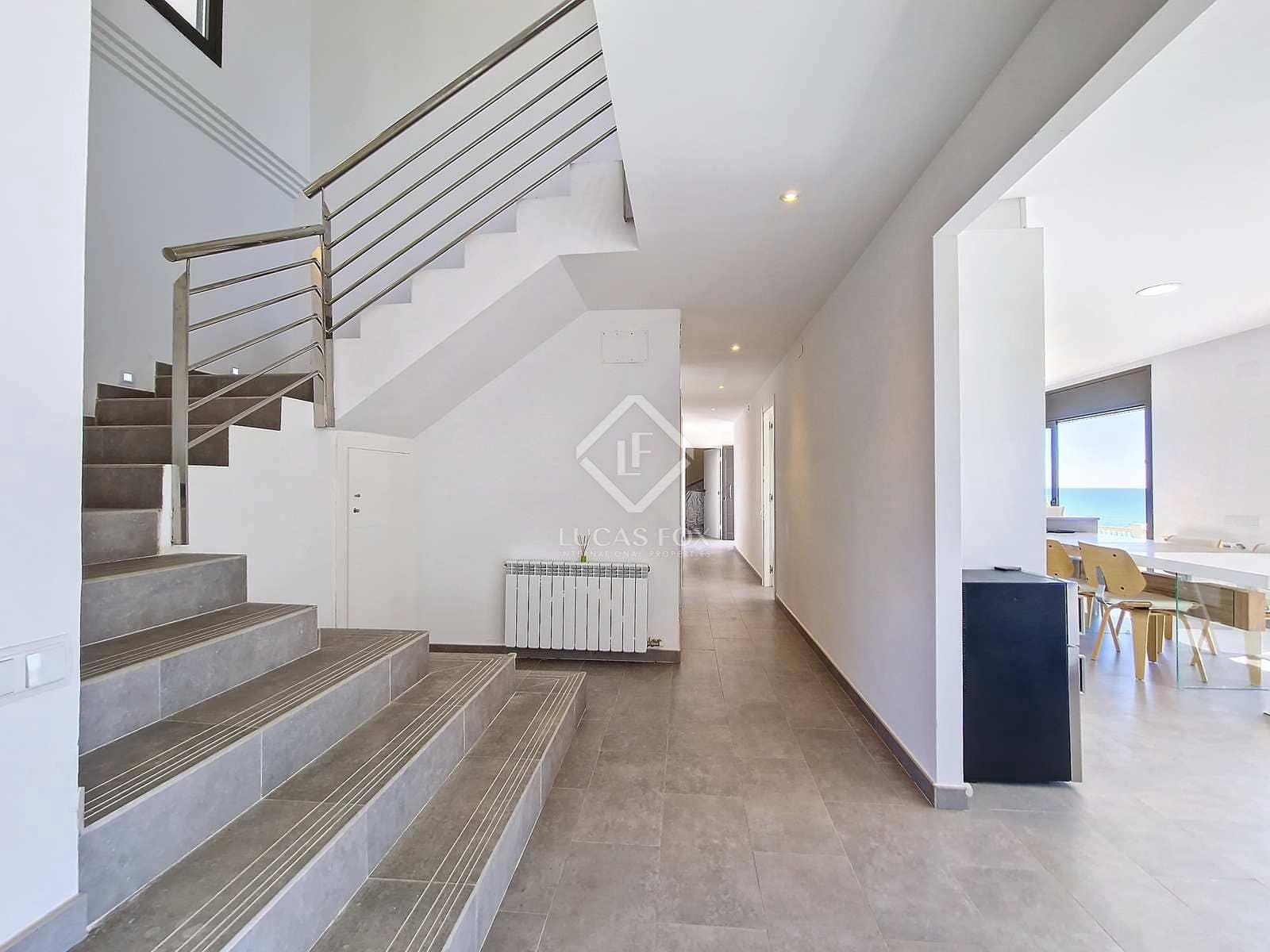 5 soveværelse Villa til leje i Vilanova i la Geltru med garage - € 8.000 (Ref: 8243514)