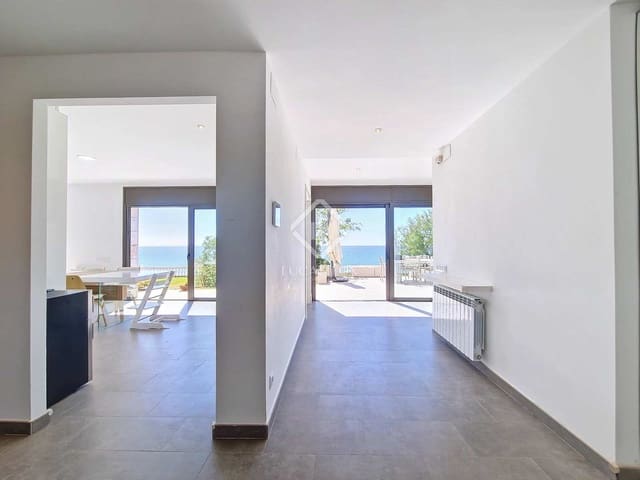 5 soverom Villa til leie i Vilanova i la Geltrú med garasje - € 8 000 (Ref: 8243514)