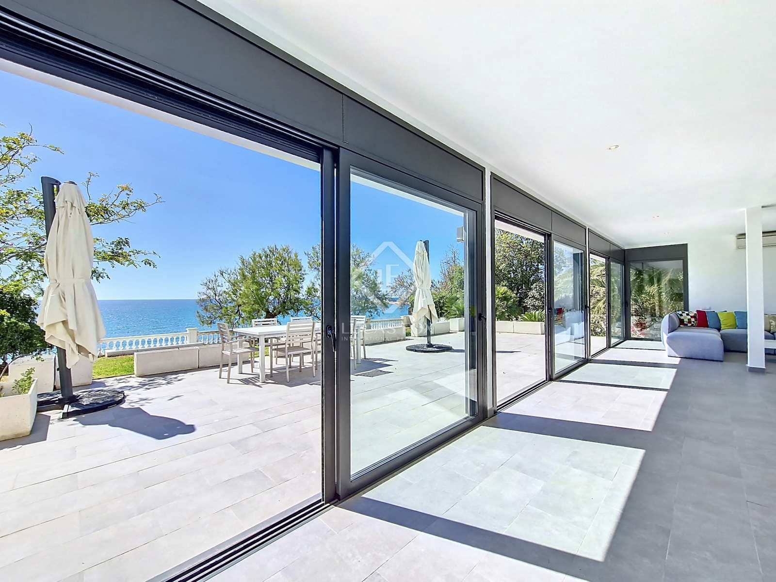 5 soveværelse Villa til leje i Vilanova i la Geltru med garage - € 8.000 (Ref: 8243514)