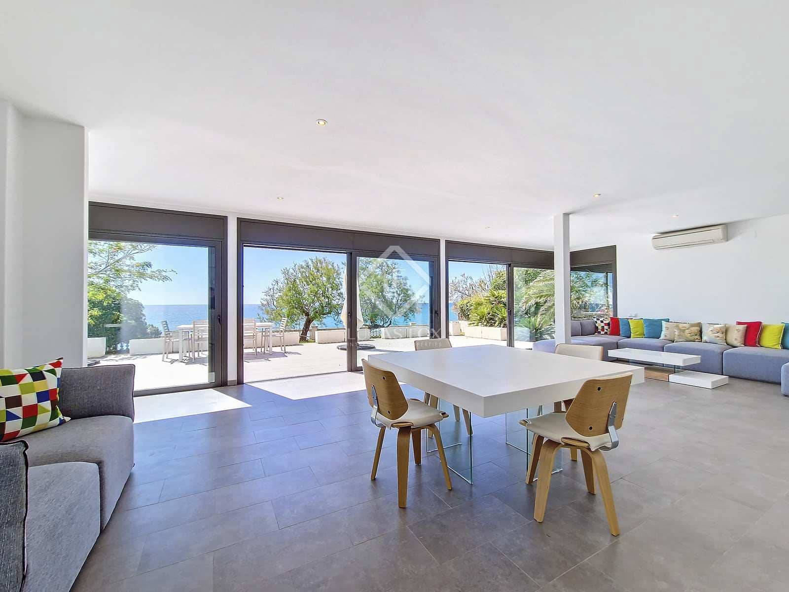 5 soveværelse Villa til leje i Vilanova i la Geltru med garage - € 8.000 (Ref: 8243514)